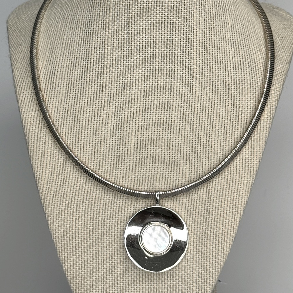 🚨3 for $15🚨 Silver Tone Necklace with Pendant